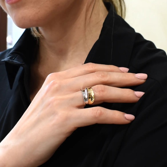 Anello Contrarié in Oro Bicolore (Bianco e Giallo) 18kt