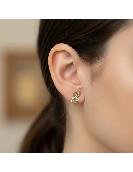 Sitting Elephant Stud Earrings in 18kt Yellow Gold | Ø 1.5 cm