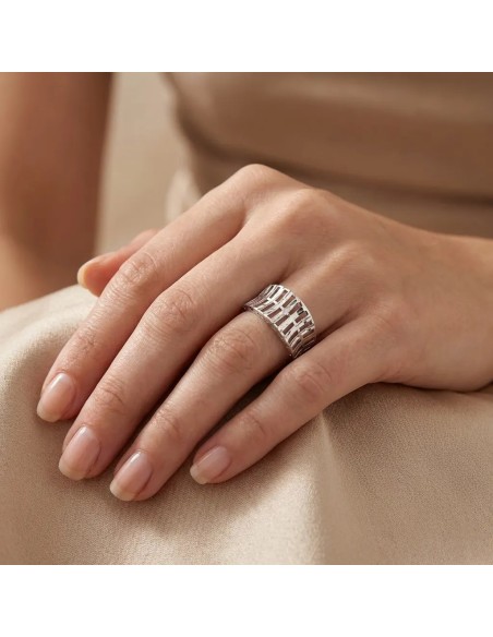 Elegante anillo de oro blanco de 18 kt | Stella Maris