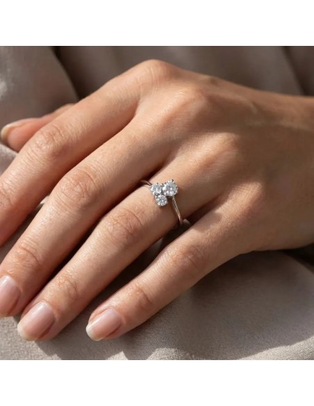 18kt White Gold Contrarié Ring with Three Zirconias