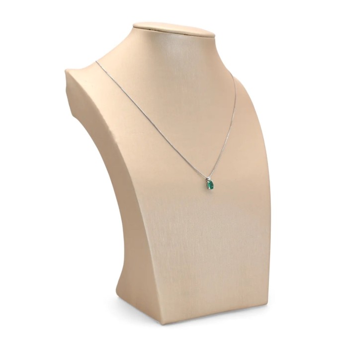 Collana Girocollo in Oro Bianco 18kt con Smeraldo Ovale e Diamante