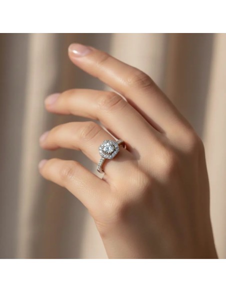 18kt White Gold Ring with 0.32 ct Brilliant Cut Diamonds