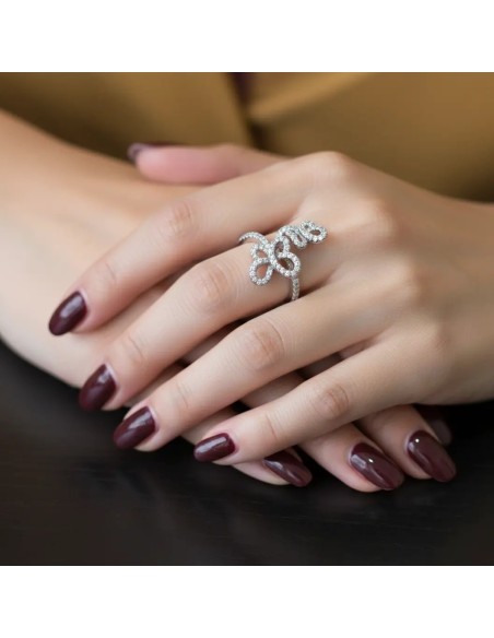 Anillo Mariposa Contrarié en Oro Blanco de 18kt con 1,45ct de Diamantes