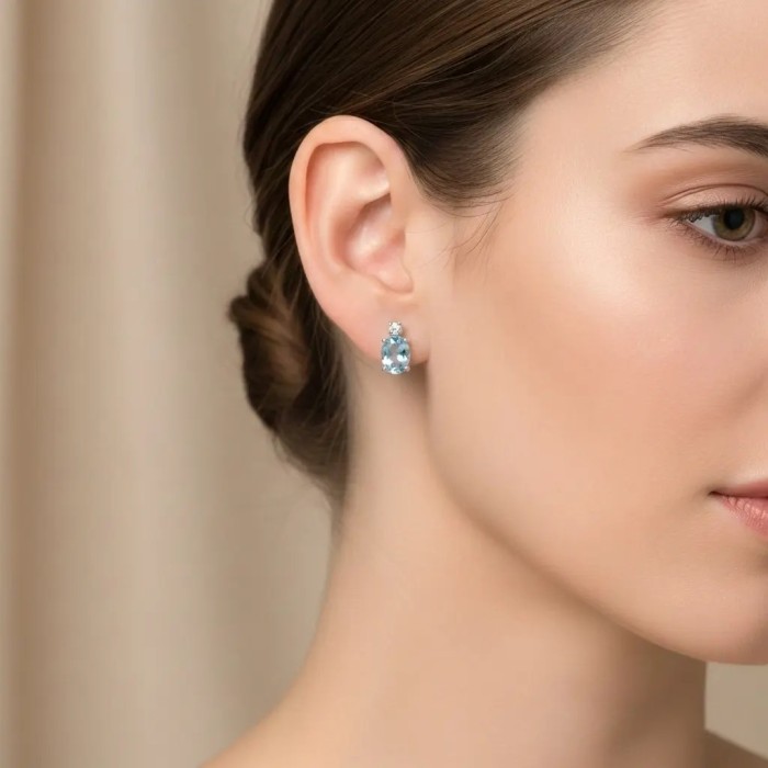 Pendientes de oro blanco de 18 kt con aguamarinas ovaladas de 2,13 ct y diamantes 2