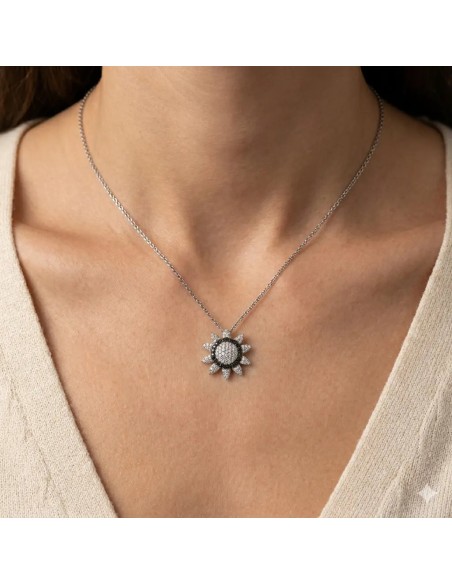 Collar con colgante "Sol" de oro blanco de 18 kt con diamantes blancos y negros