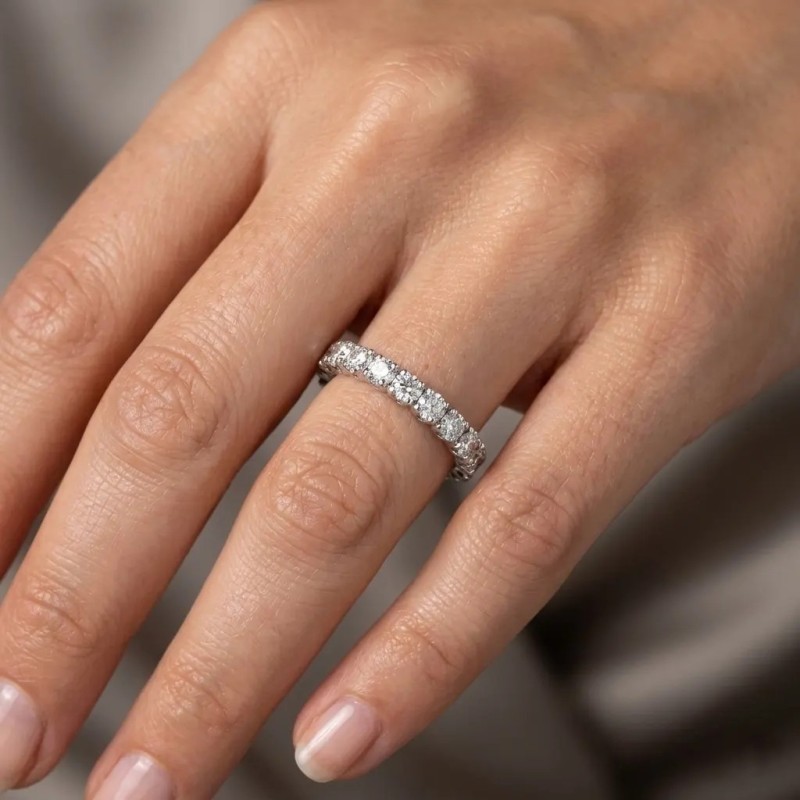 Anello Eternity "Vera a Giro" in Oro Bianco 18kt con Diamanti 1,68 ct