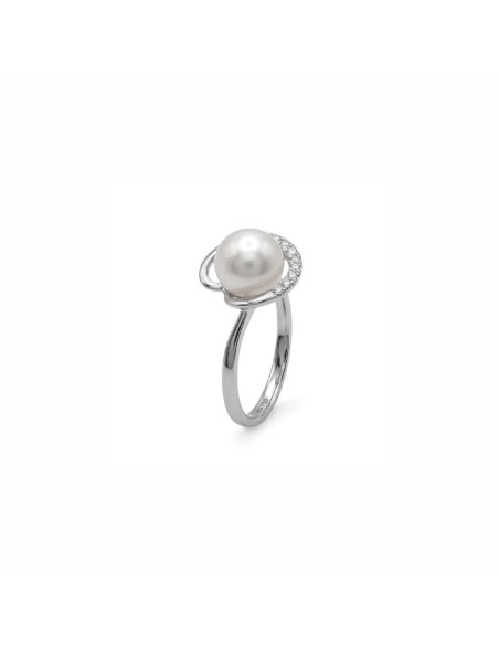"Pearl Dew" Ring in 18kt White Gold with Cultured Pearl and Diamonds