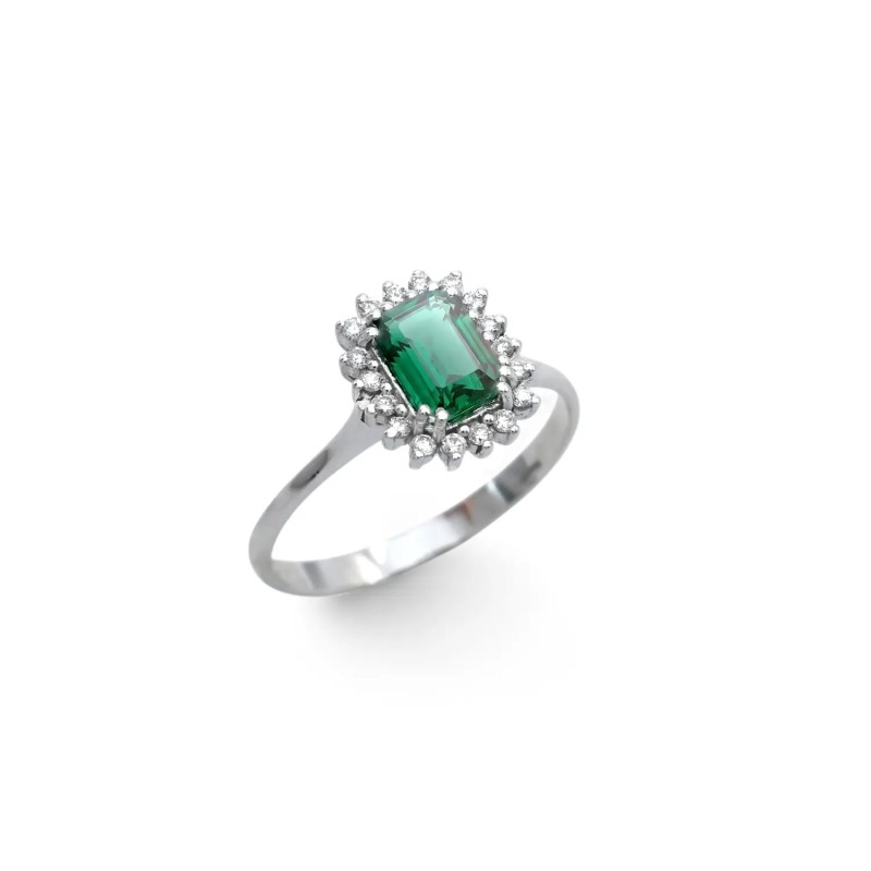 18kt White Gold Ring with Emerald and Diamonds