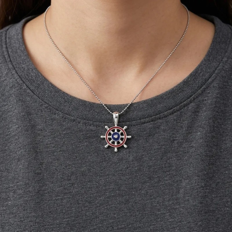 Unisex-Halskette „Der Kapitän“ aus 18-karätigem Weißgold mit Helm, Emaille und Diamanten