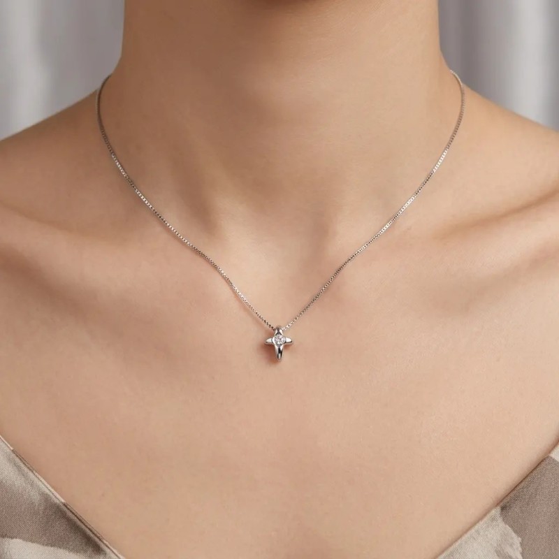 "Petit Cross" Necklace in 18kt White Gold with 0.02 ct Diamond