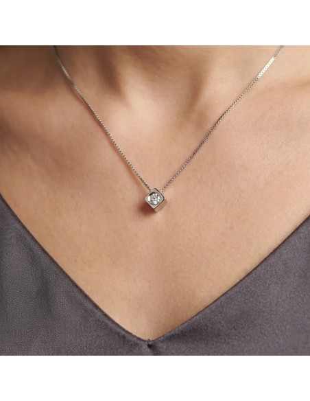 Girocollo Punto Luce "Essential Brilliance" in Oro Bianco 18kt e Diamante 0,02 ct