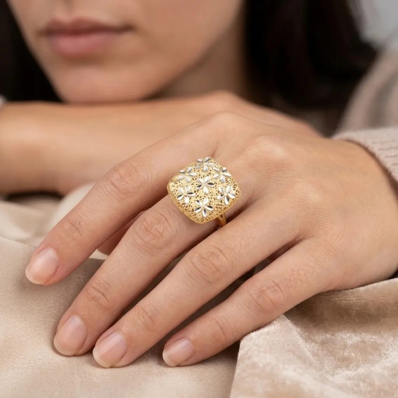 Ring „Fiori di Luce“ aus 18-karätigem Bicolor-Gold – durchbrochenes Design