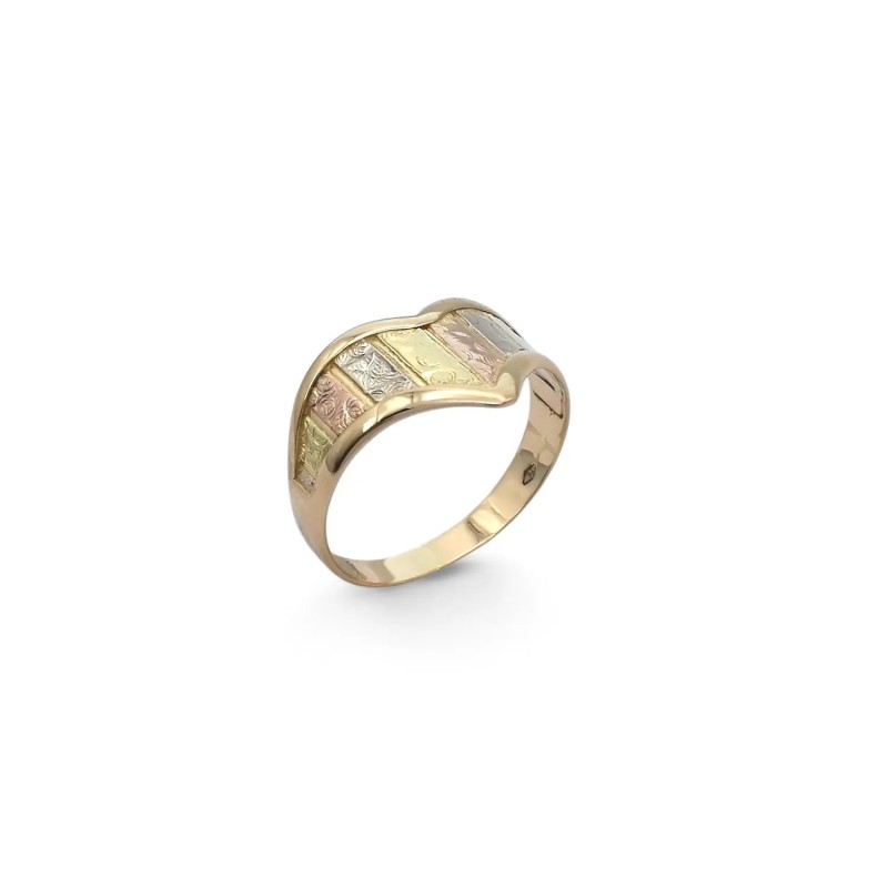 "Tricolore Bouquet" Ring in 18kt Gold with Ornamental Chiseling