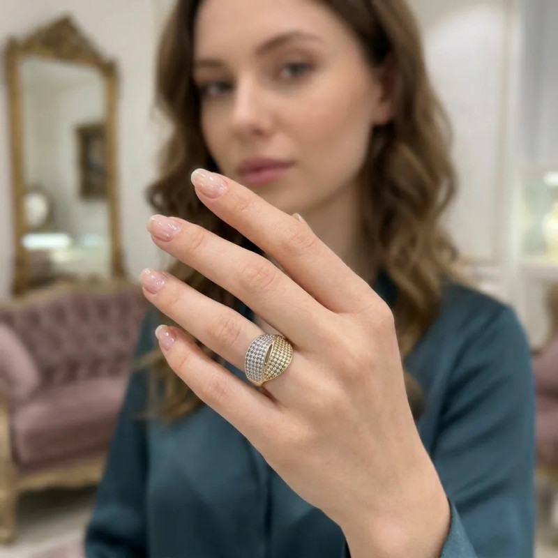 Ring „Dualismus des Lichts“ aus zweifarbigem Gold und Zirkonia