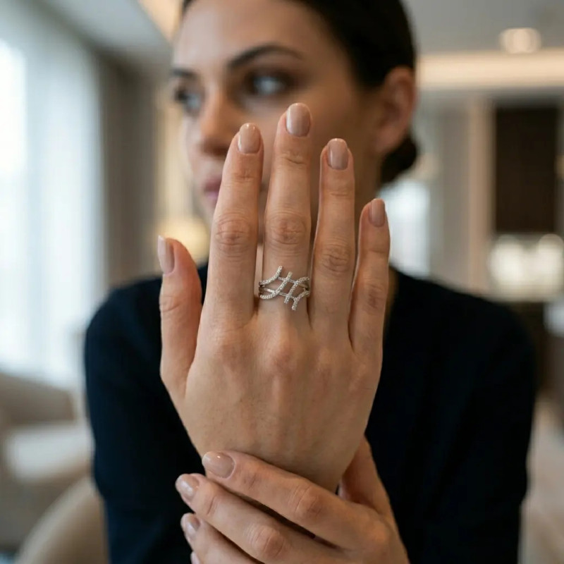 Contrarié White Gold Band Ring with Zirconia 4.7 gr