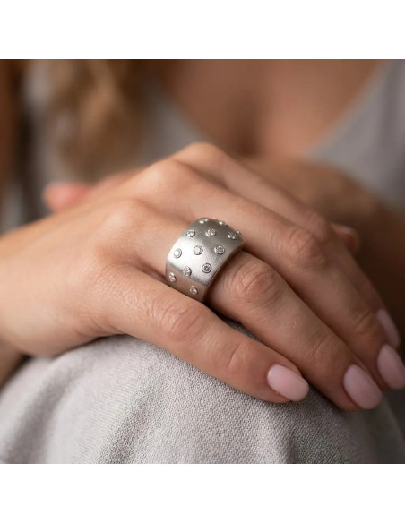 Weißgold-Diamantring mit Zirkonia, 8,1 g