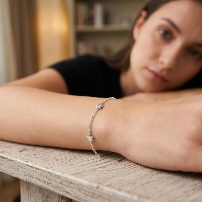 Rolo-Armband aus 18-karätigem Weißgold mit abwechselnden Sternen, 17 cm – 3,4 g 2