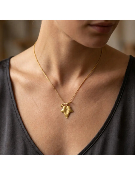 Collana Girocollo Oro Giallo 18kt con Pendente Foglia di Edera Satinata 45 cm - 4,1 gr