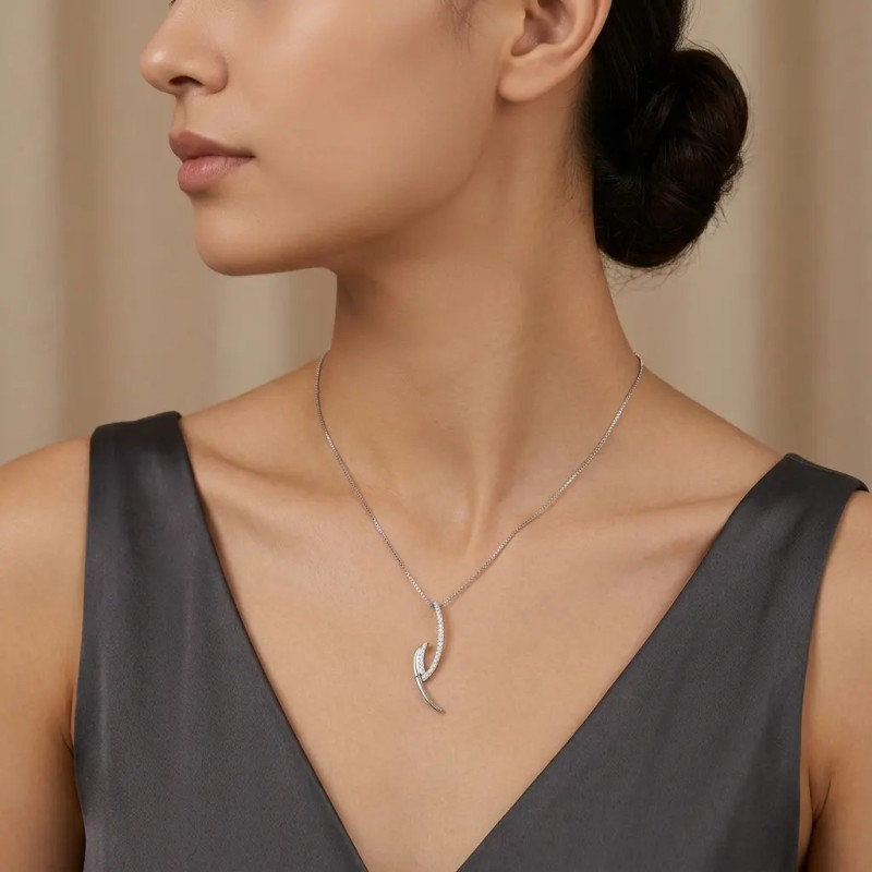 Collar veneciano de oro blanco de 18 quilates para mujer con colgante de fantasía y circonita, 42 cm - 4 gr