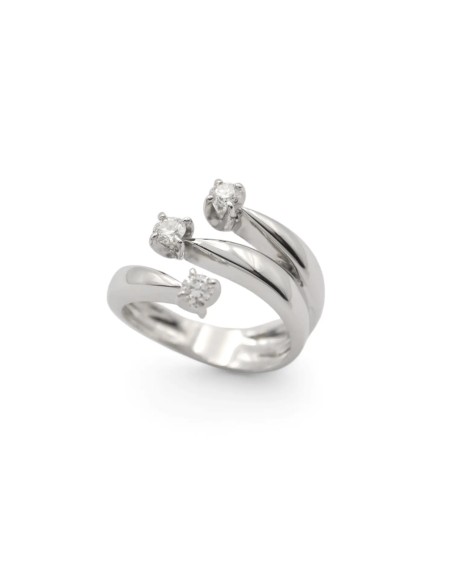 Anello trilogy  in oro bianco ct. 0.40